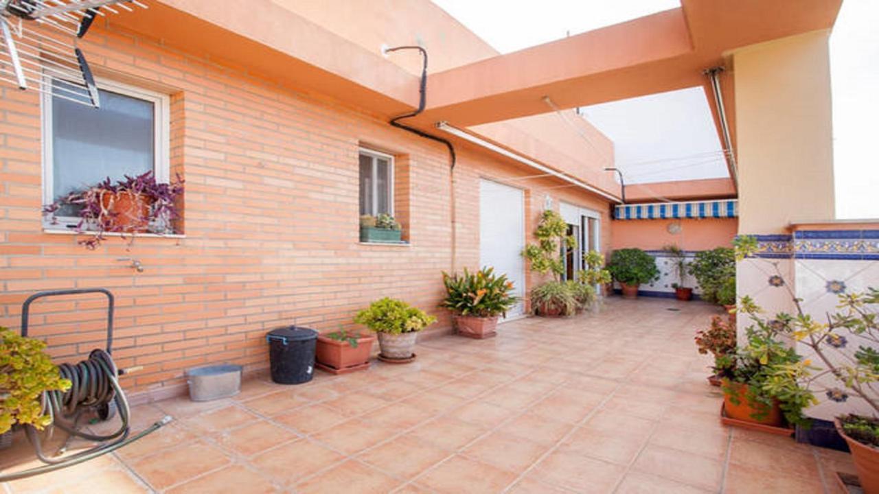 Casa Serra - Paterna - Apartamento Alquila 3 Habitaciones Con Garaje المظهر الخارجي الصورة